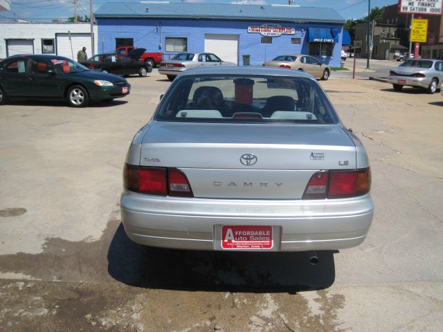 Toyota Camry 1995 photo 1