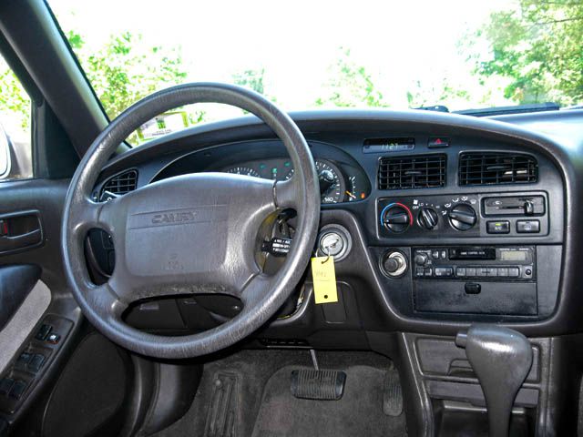 Toyota Camry 1995 photo 1