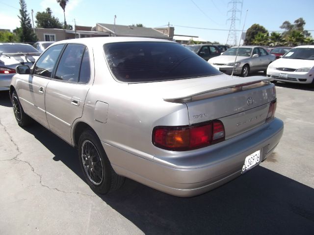 Toyota Camry SLT Turbo Diesel Sedan