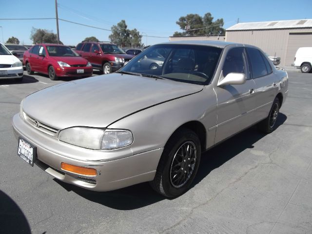 Toyota Camry 1995 photo 2