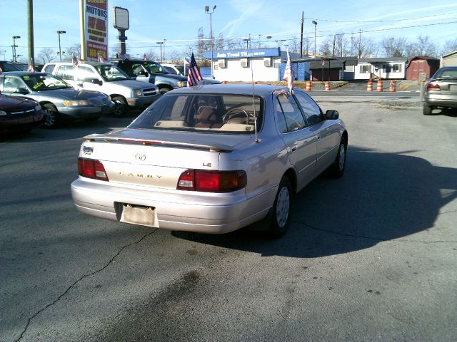 Toyota Camry 1995 photo 4