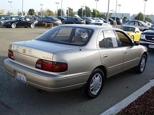 Toyota Camry 1995 photo 2