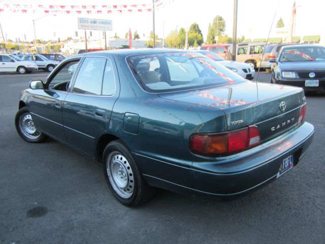 Toyota Camry 1996 photo 1