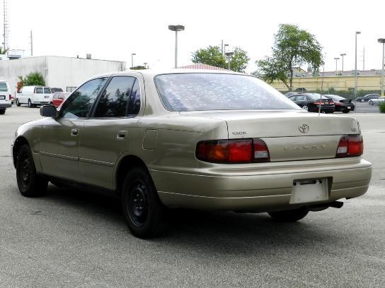 Toyota Camry 1996 photo 2