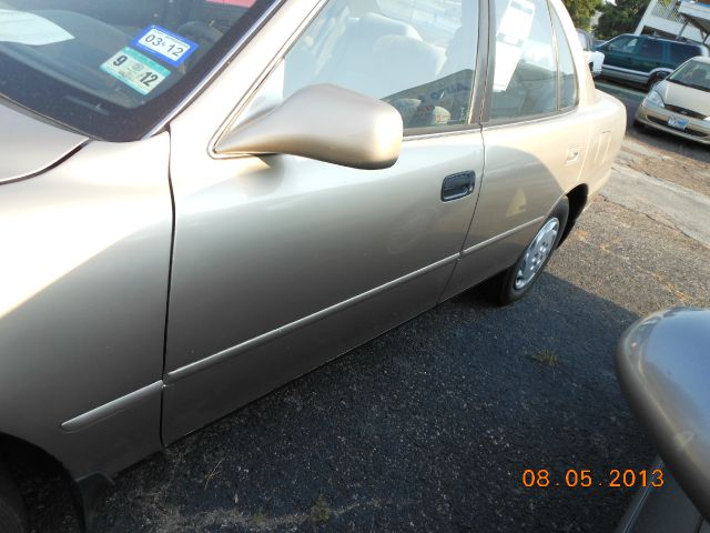 Toyota Camry 1996 photo 1