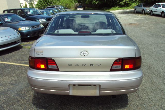 Toyota Camry 1996 photo 1