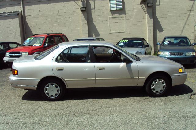 Toyota Camry 1996 photo 2