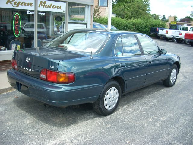 Toyota Camry 1996 photo 3