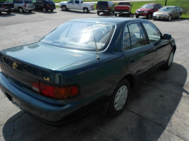 Toyota Camry 1996 photo 1