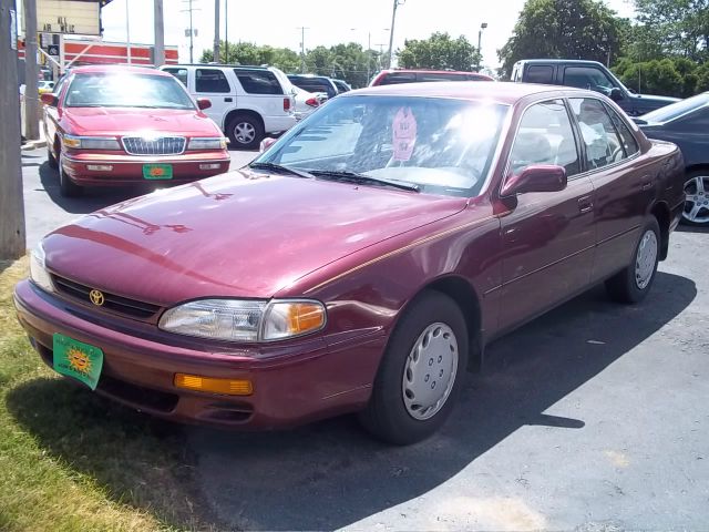 Toyota Camry 1996 photo 2