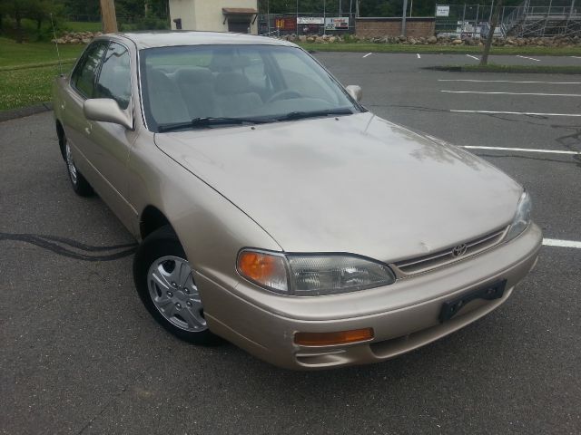 Toyota Camry 1996 photo 6