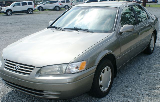 Toyota Camry 1997 photo 1