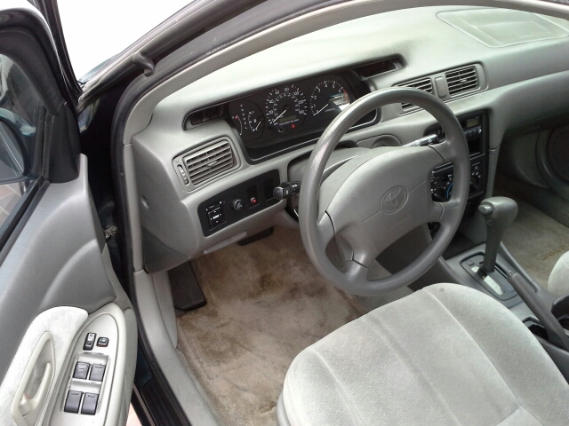 Toyota Camry 1997 photo 9