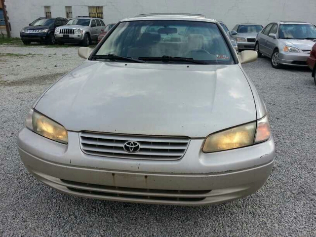 Toyota Camry 1997 photo 3