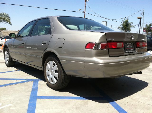 Toyota Camry 1997 photo 2