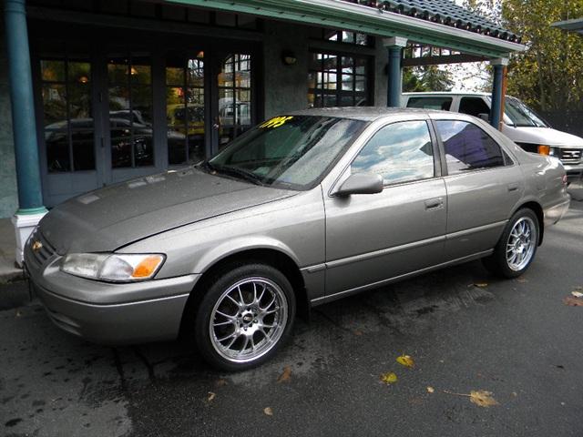 Toyota Camry 1997 photo 1