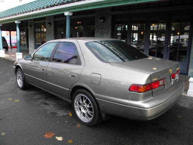 Toyota Camry 1997 photo 3