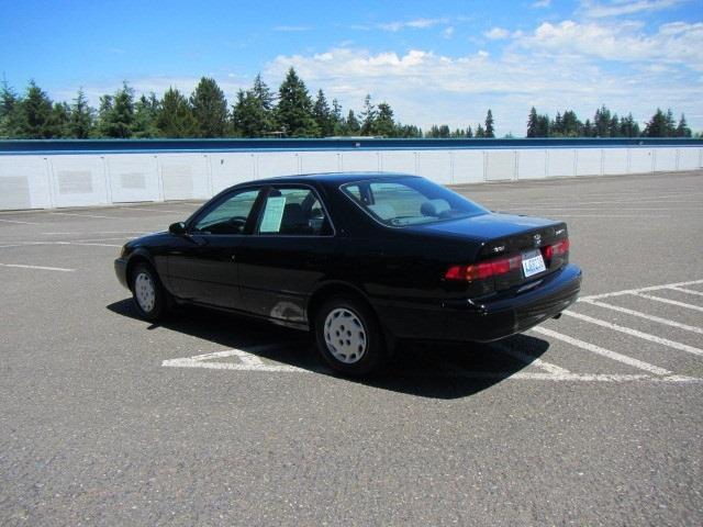 Toyota Camry 1997 photo 2