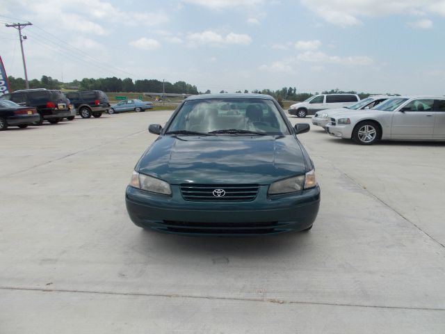 Toyota Camry 1997 photo 1