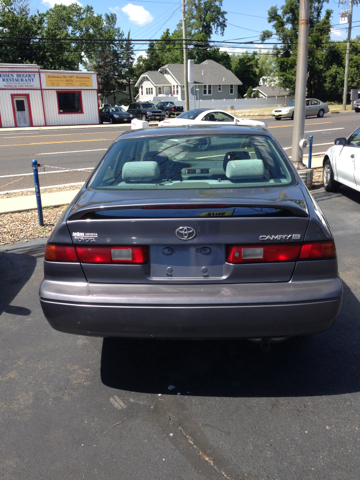 Toyota Camry 1997 photo 1