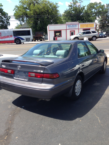 Toyota Camry 1997 photo 2