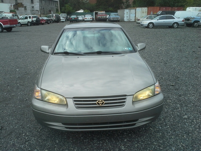 Toyota Camry 1997 photo 2