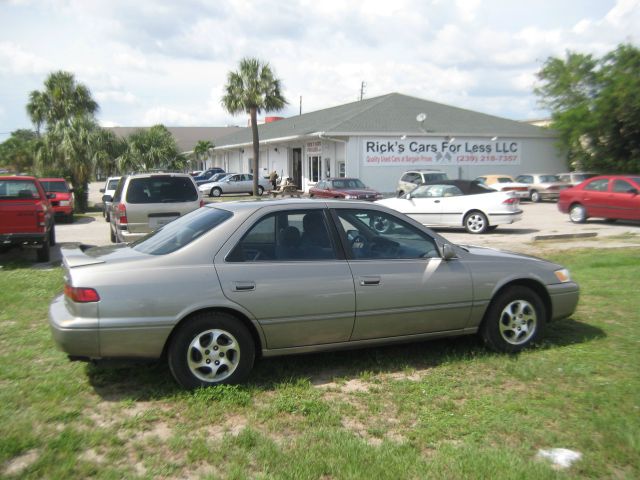 Toyota Camry 1997 photo 3