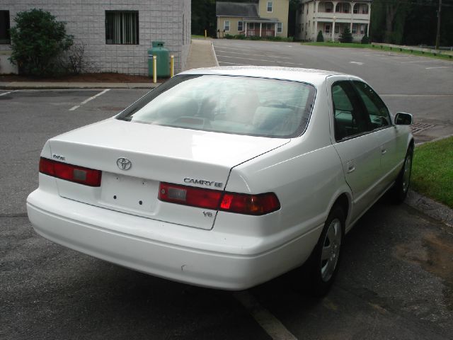 Toyota Camry 1997 photo 4