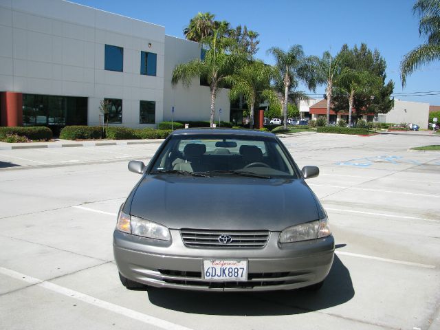 Toyota Camry 1997 photo 3