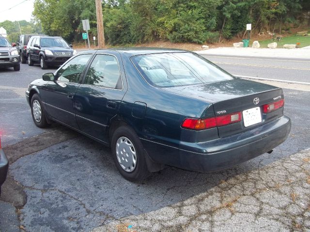 Toyota Camry 1997 photo 1