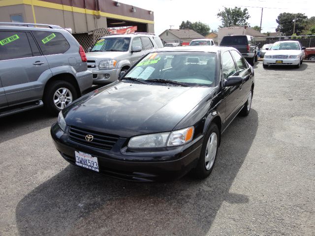 Toyota Camry 1997 photo 1