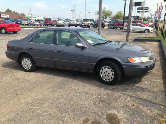 Toyota Camry 1997 photo 2