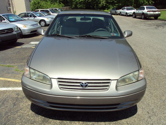 Toyota Camry 1997 photo 1