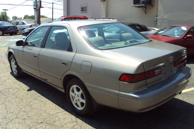 Toyota Camry 1997 photo 4