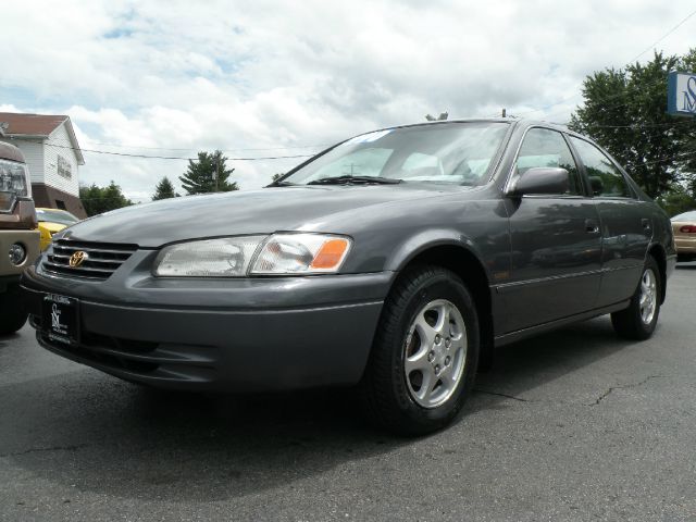 Toyota Camry 1997 photo 1