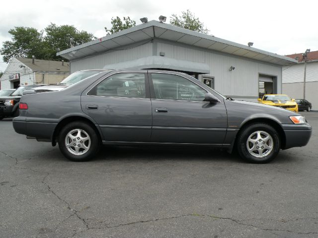 Toyota Camry 1997 photo 4