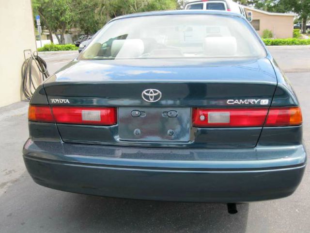 Toyota Camry 1997 photo 1