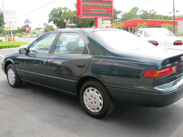 Toyota Camry 1997 photo 3