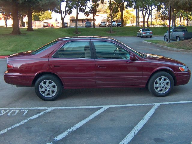 Toyota Camry 1997 photo 3