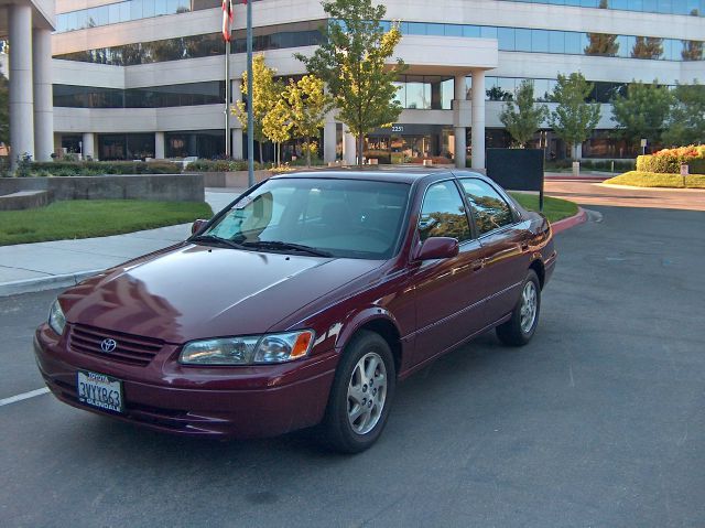 Toyota Camry 1997 photo 4