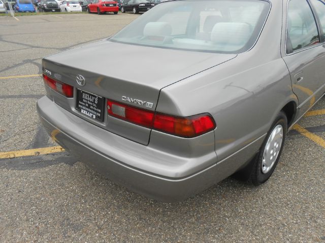 Toyota Camry 1998 photo 15