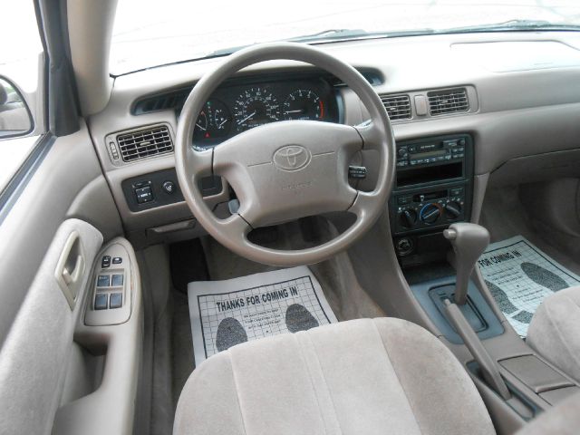 Toyota Camry 1998 photo 6