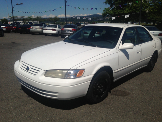 Toyota Camry 1998 photo 10