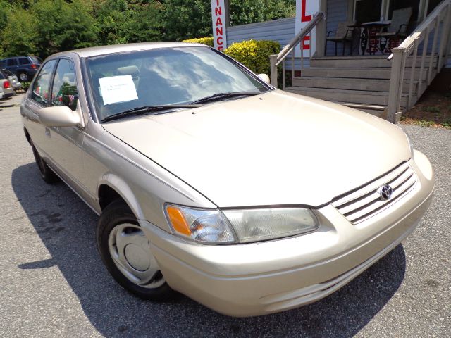 Toyota Camry 1998 photo 1