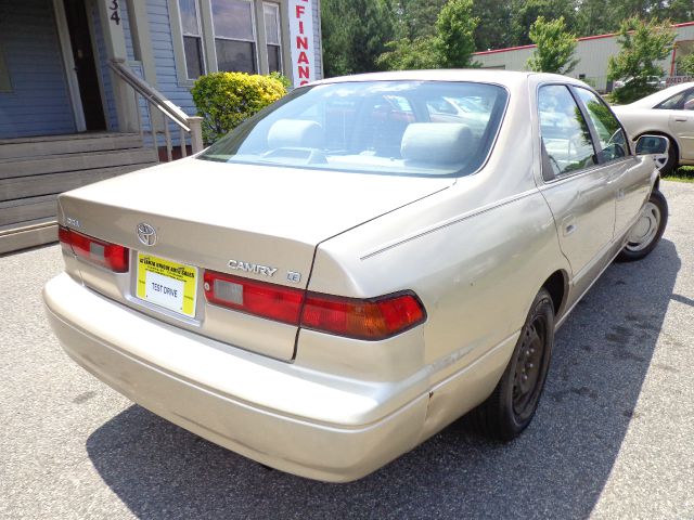 Toyota Camry 1998 photo 3