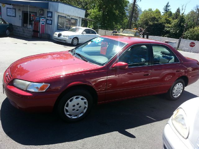 Toyota Camry 1998 photo 1