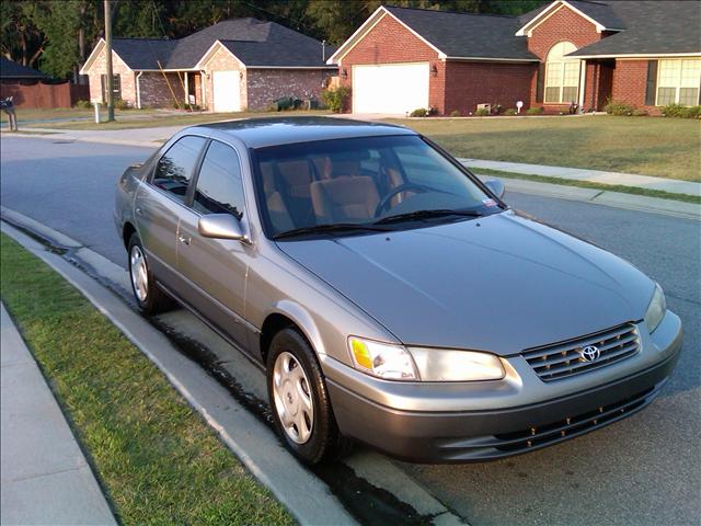 Toyota Camry 1998 photo 1