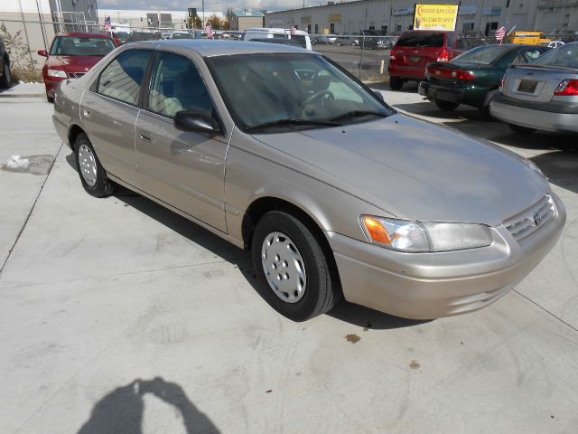 Toyota Camry 1998 photo 3