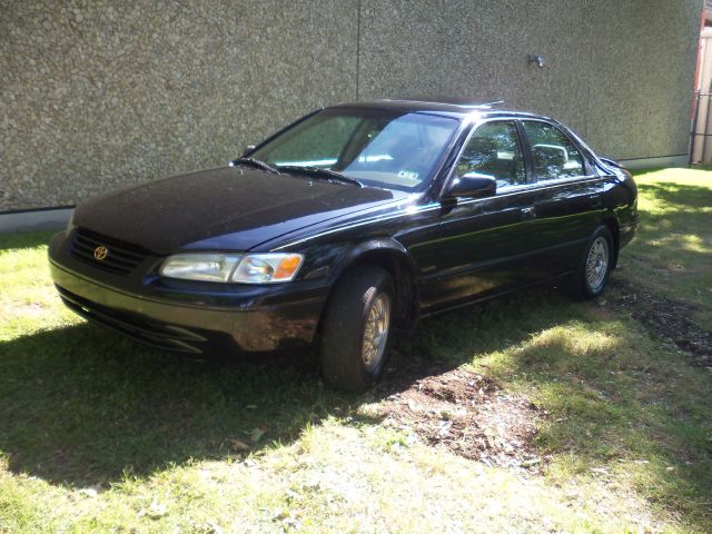 Toyota Camry 1998 photo 1