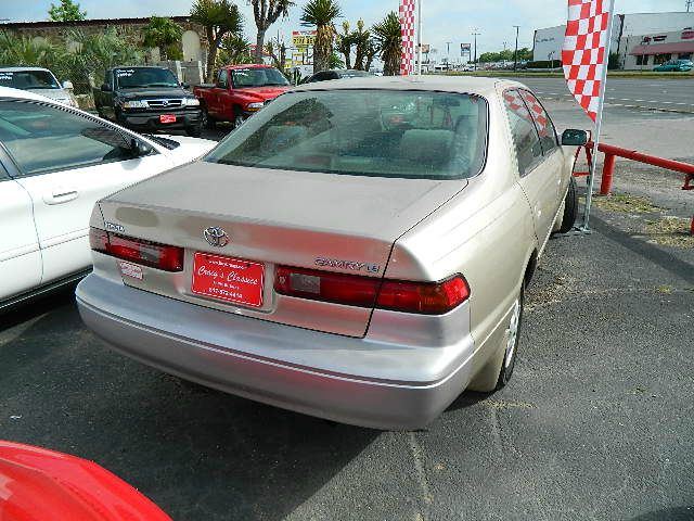 Toyota Camry 1998 photo 3